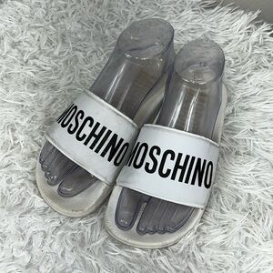 MOSCHINO SLIDES